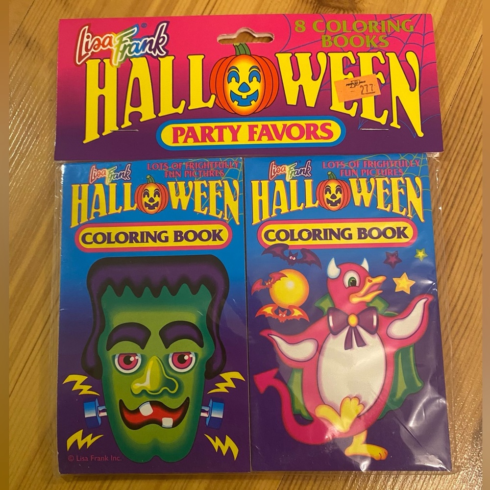 Lisa Frank Halloween 8 Count Coloring Book Party Favor. 1990s.